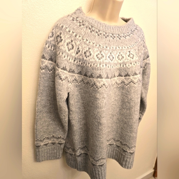 NWT Calvin Klein Gray Fair Isle Ladie's Sweater - Picture 2 of 6